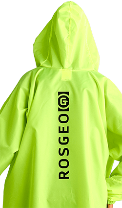Дождевик-плащ с логотипом на спине для «ROSGEO»